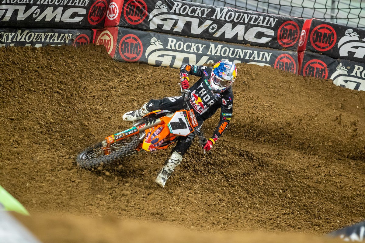 COOPER WEBB TURNING A CORNER IN AMA SUPERCROSS RACE.